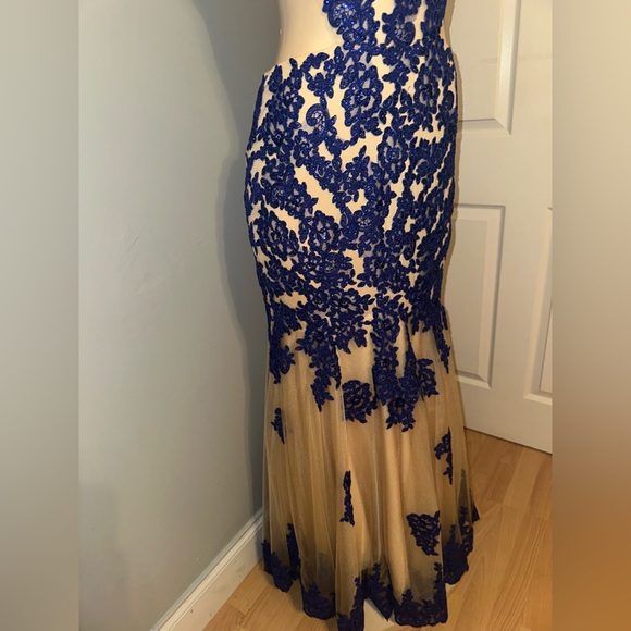 Camille la vie prom dress - Picture 3 of 10
